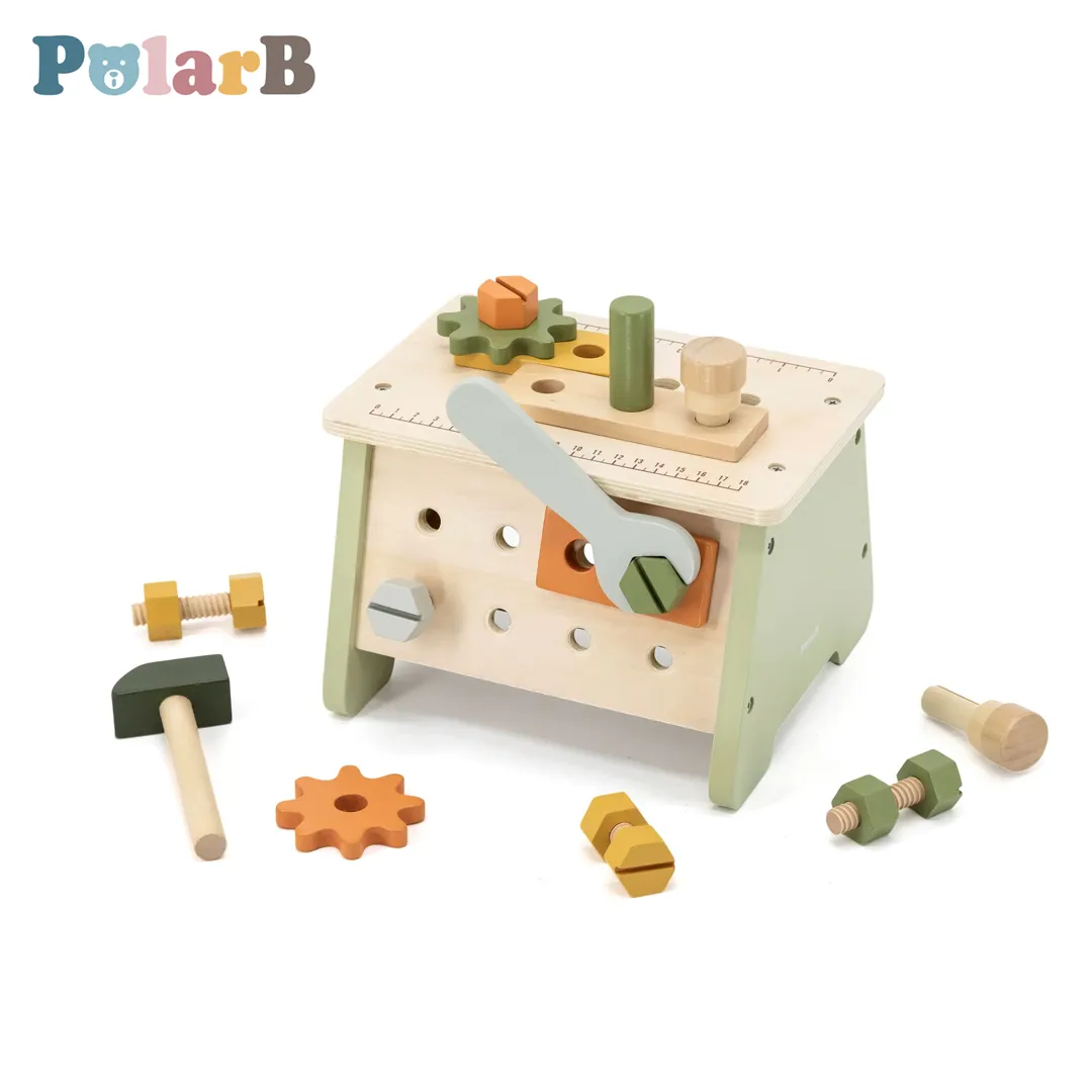 Дрвена работилница со алати PolarB