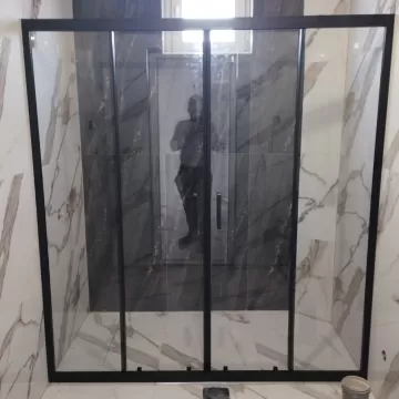 Виолина 4 Параван на лизгање 6мм стакло 
