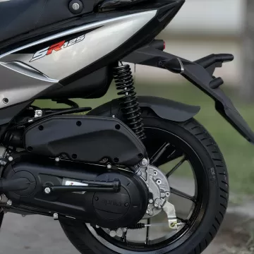 APRILLIA 125 SR