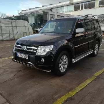 Mitsubishi Pajero 3.2 Full oprema