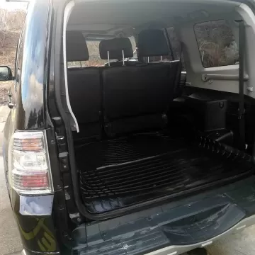Mitsubishi Pajero 3.2 Full oprema