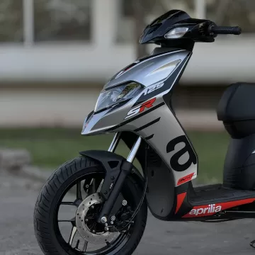 APRILLIA 125 SR