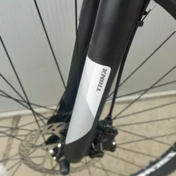 TRINX MAJES 100 ELITE  27.5 HYDRAULIC