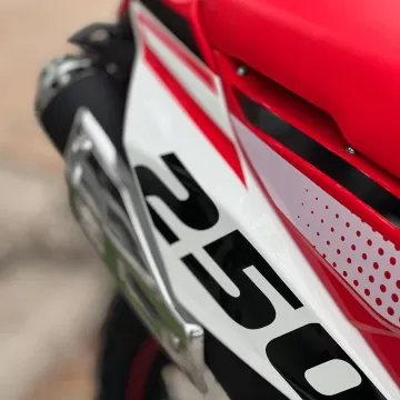HAMACHI EXTREME 250 cc