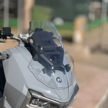 HMC ADV 200