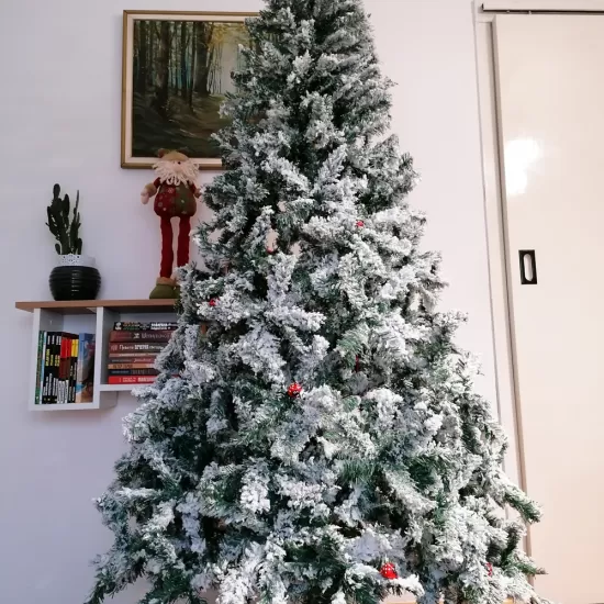 Новогодишна снежна елка 210см 